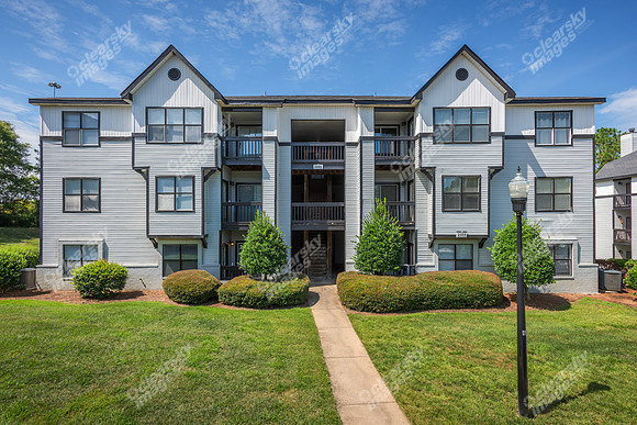 2208-yager-ext8988