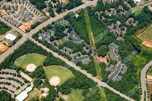 Lexington-Farms-Apts-0608-116