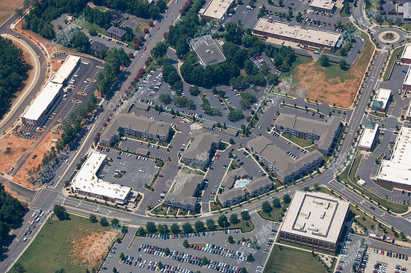 Galleria-Village-Apts-0708-298