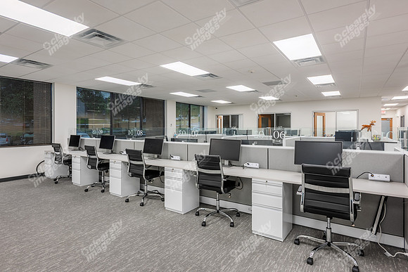 400-executive-int9671