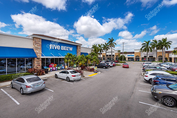 15911-pines-ext1936