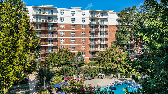 3939-glenwood-drn0037