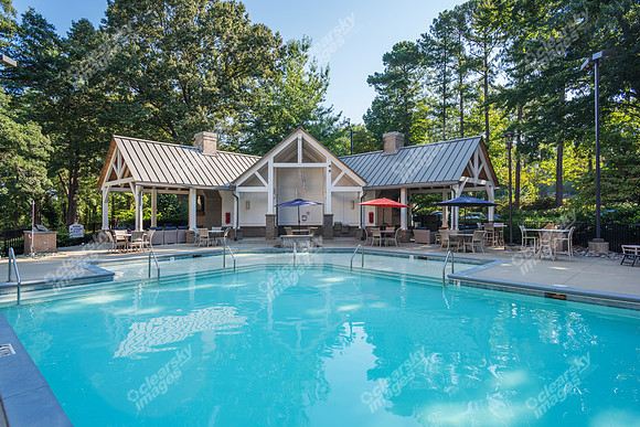 3939-glenwood-ext0105