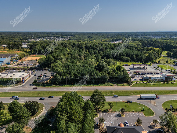 8250-charlotte-drn1027