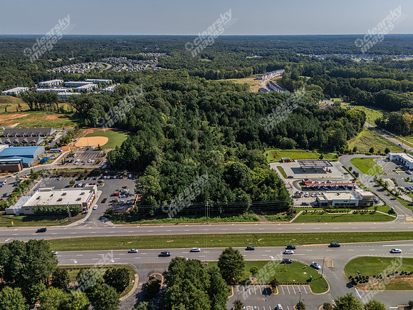 8250-charlotte-drn1040