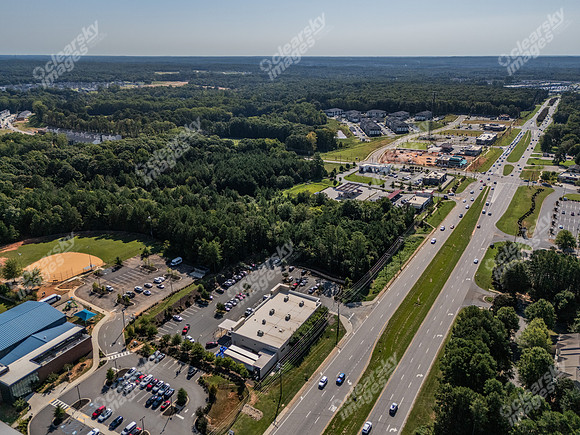 8250-charlotte-drn1042
