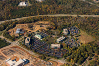 2015-10 Lakepoint Corp Center
