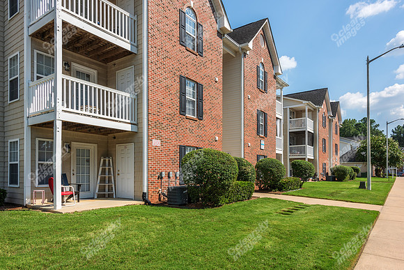 1131-capeharbor-ext0063