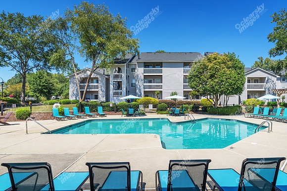 4551-old-spartanburg-ext2748