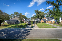 1398-s-university-ext2677