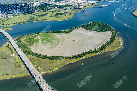 laurel-island-air6186