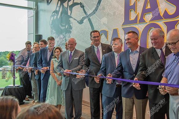 ribbon-cutting-int-2946