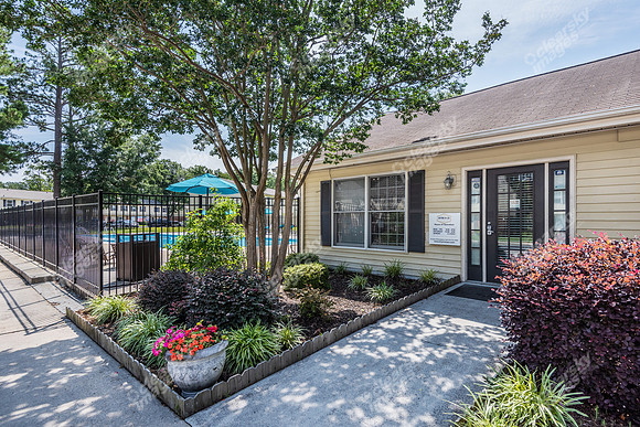 301-village-dr-ext7897