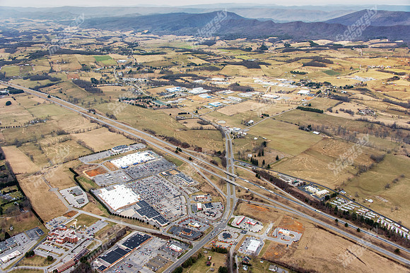 mf-wytheville-plaza-air-2643