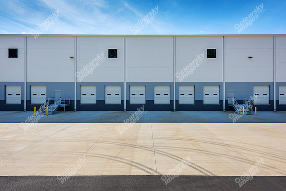 500-n-greenfield-ext0043