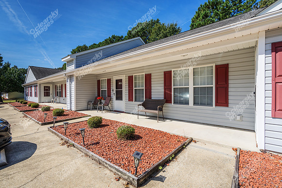 271-sheridan-ext4553