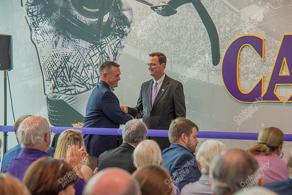 ribbon-cutting-int-2913