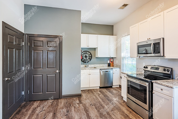 1801-willow-int0243