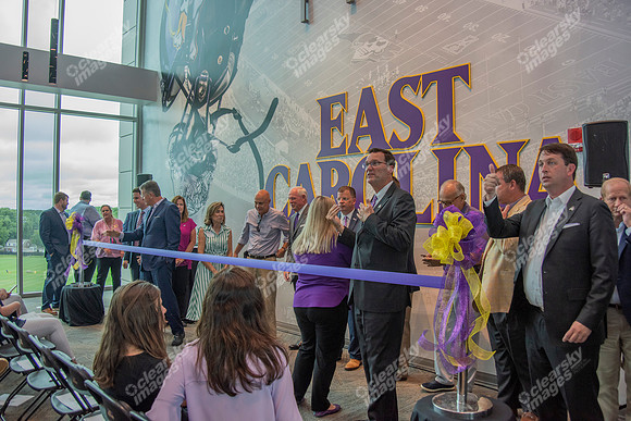 ribbon-cutting-int-2939