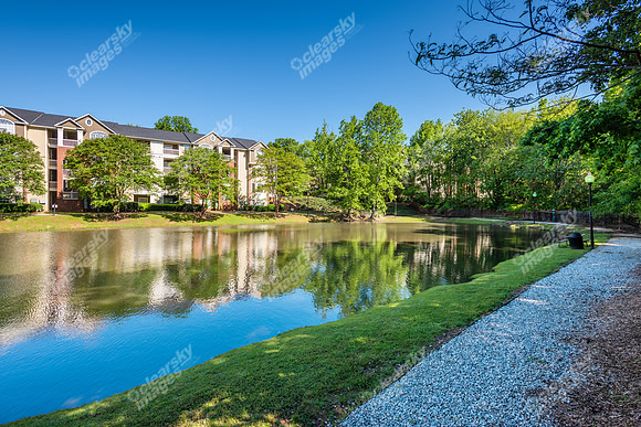412-woods-lake-ext1611