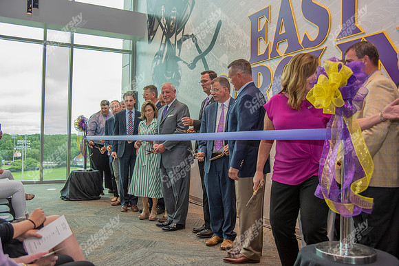 ribbon-cutting-int-2942