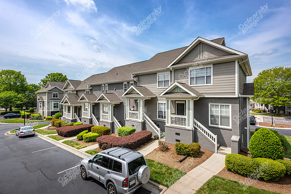 240-ivy-meadow-ext9937