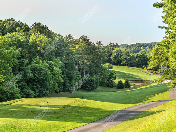 1288-country-club-area01132