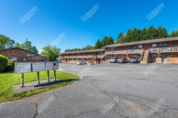112-weatherwood-ext2648