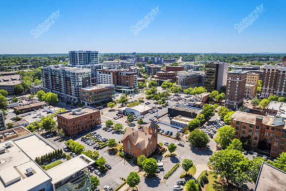 main-at-broad-drn0189