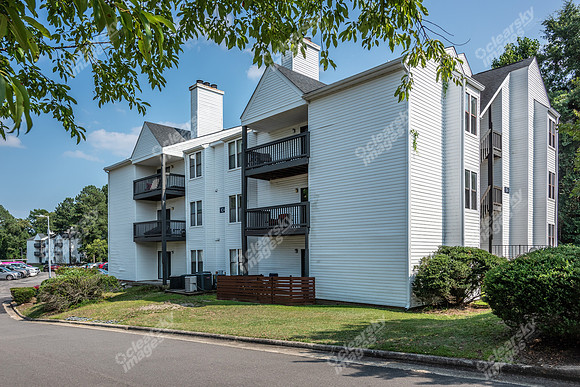 103-weatherstone-hampton-ext1370