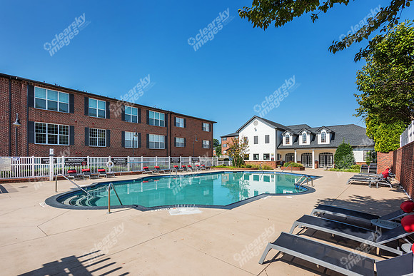 1801-willow-ext0057