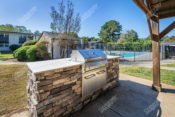 2105-bogarde-ext2333