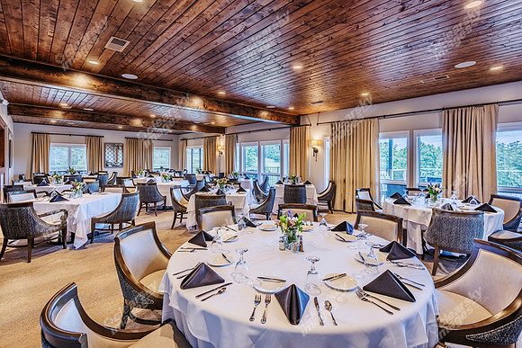 1288-country-club-int8280