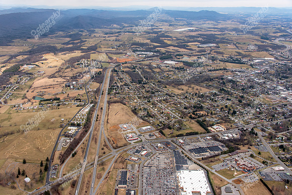 mf-wytheville-plaza-air-2626