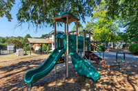 2105-bogarde-ext2300