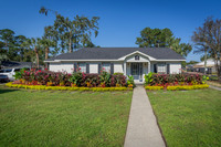 1398-s-university-ext2152