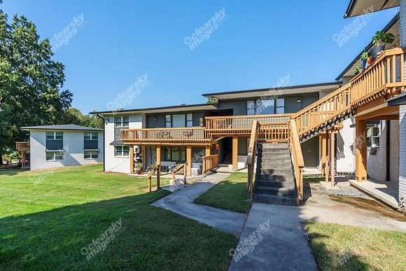 2105-bogarde-ext2702