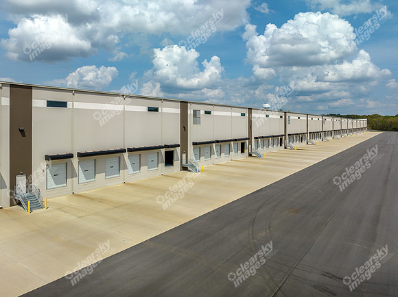 7149-logistics-drn0995
