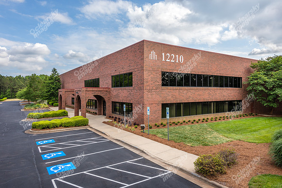 12210-vance-ext4379