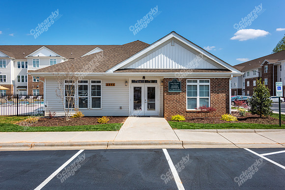 1172-st-marks-ext8773