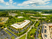 11515-vanstory-drn0636B