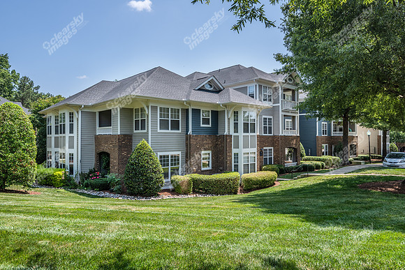 100-village-ext1647