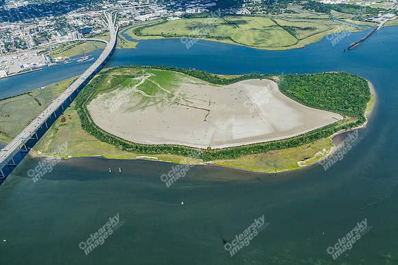 laurel-island-air6183