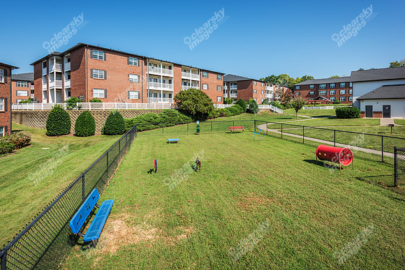 1801-willow-ext0123