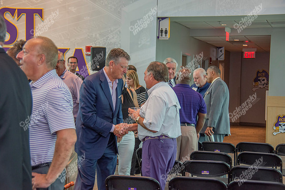 ribbon-cutting-int-2967