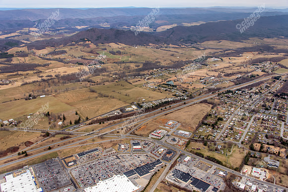mf-wytheville-plaza-air-2652