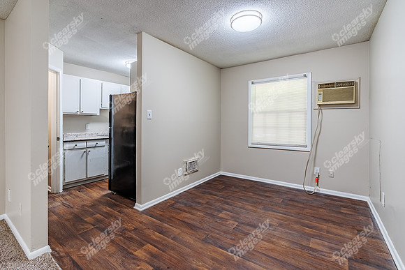 807-college-int7126