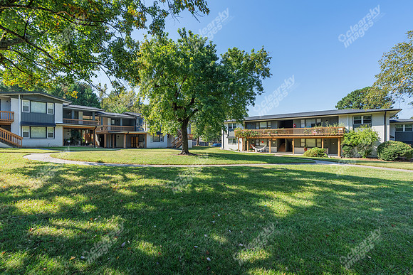 2105-bogarde-ext2267