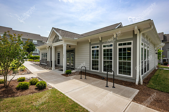 240-ivy-meadow-ext9952