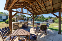 2105-bogarde-ext2315